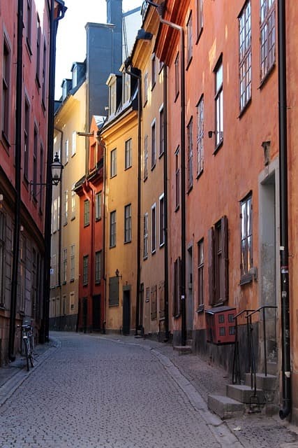 Trang smug med historiske hus
