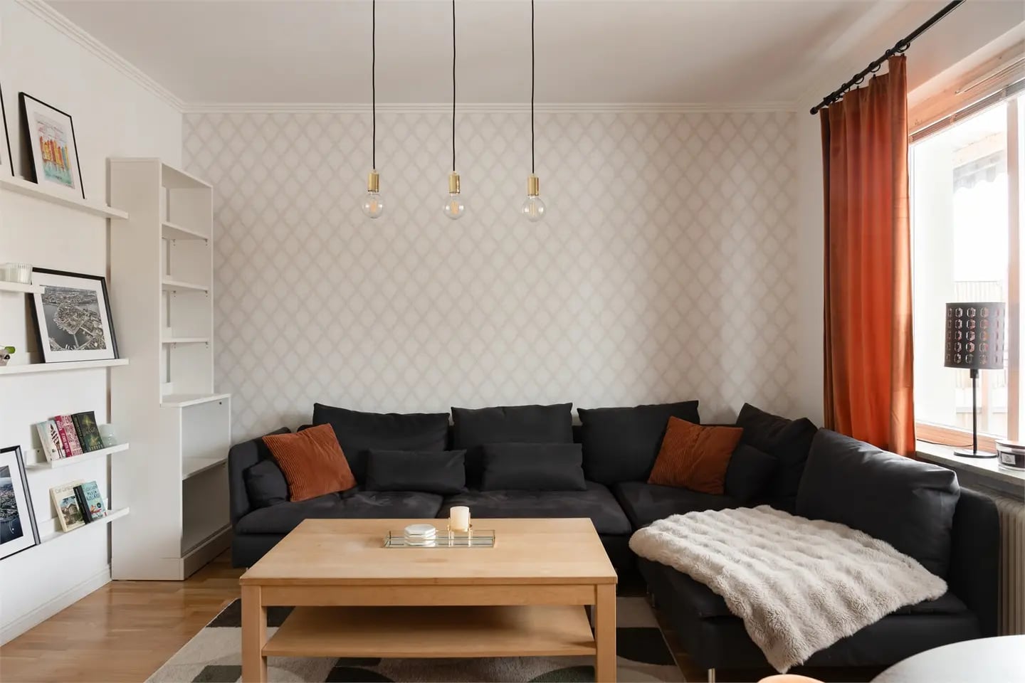 Välplanerad och trivsam lägenhet om 44 m² i Västerås.