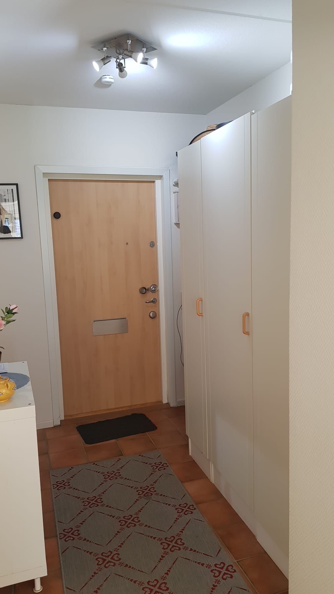 Rymlig 2:a med mycket ljus i markplan