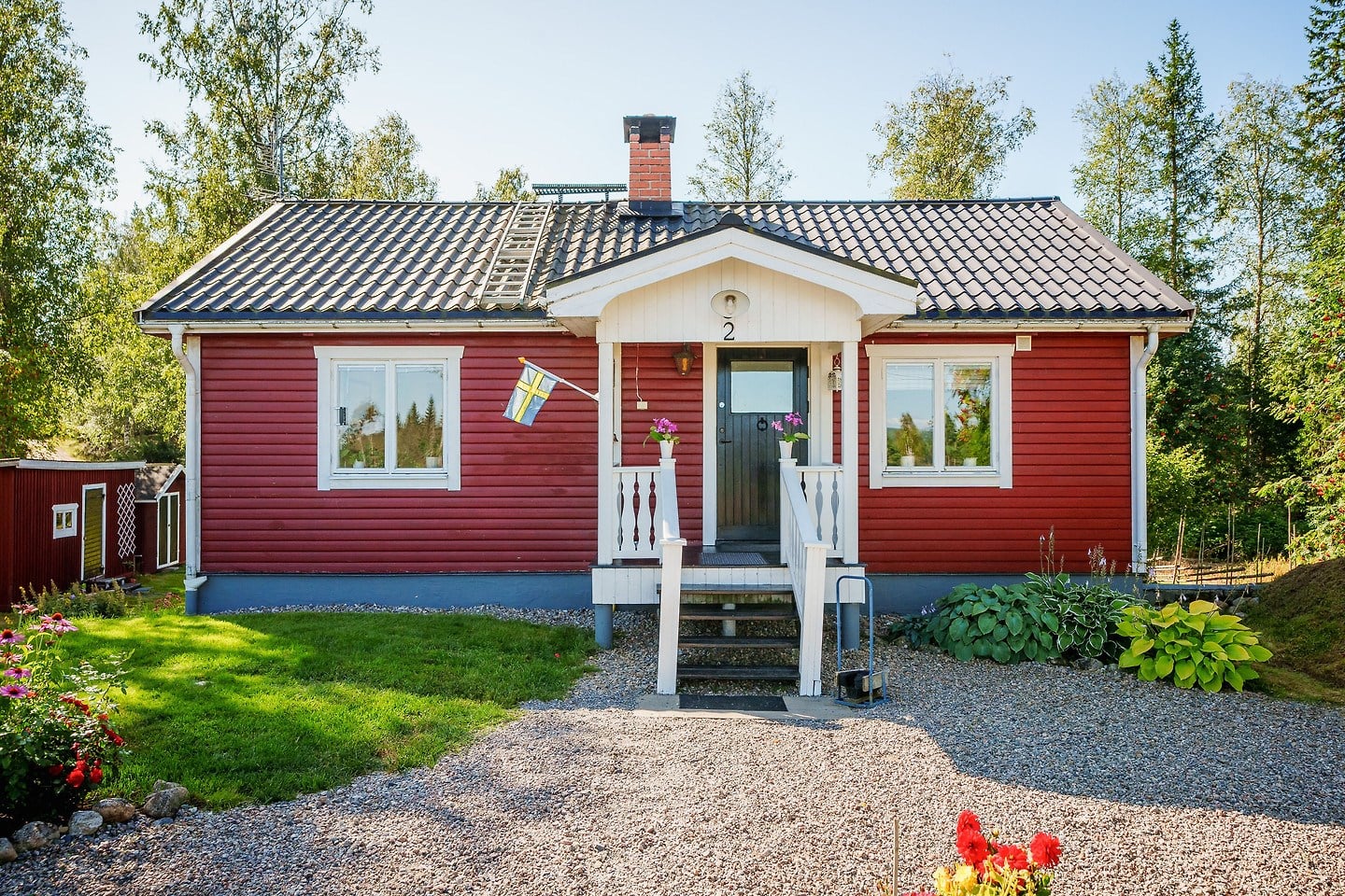 Semesterhus - bad, jakt och utförsåkning!